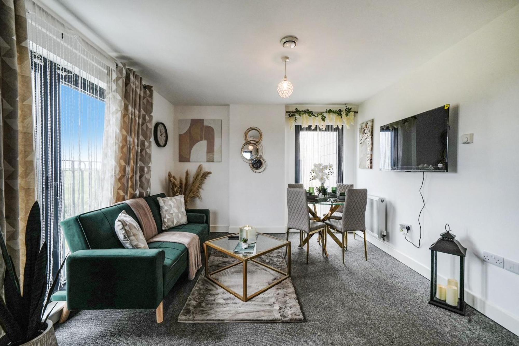 Modern Apartments With Free Parking Near Heathrow 콘부룩 외부 사진