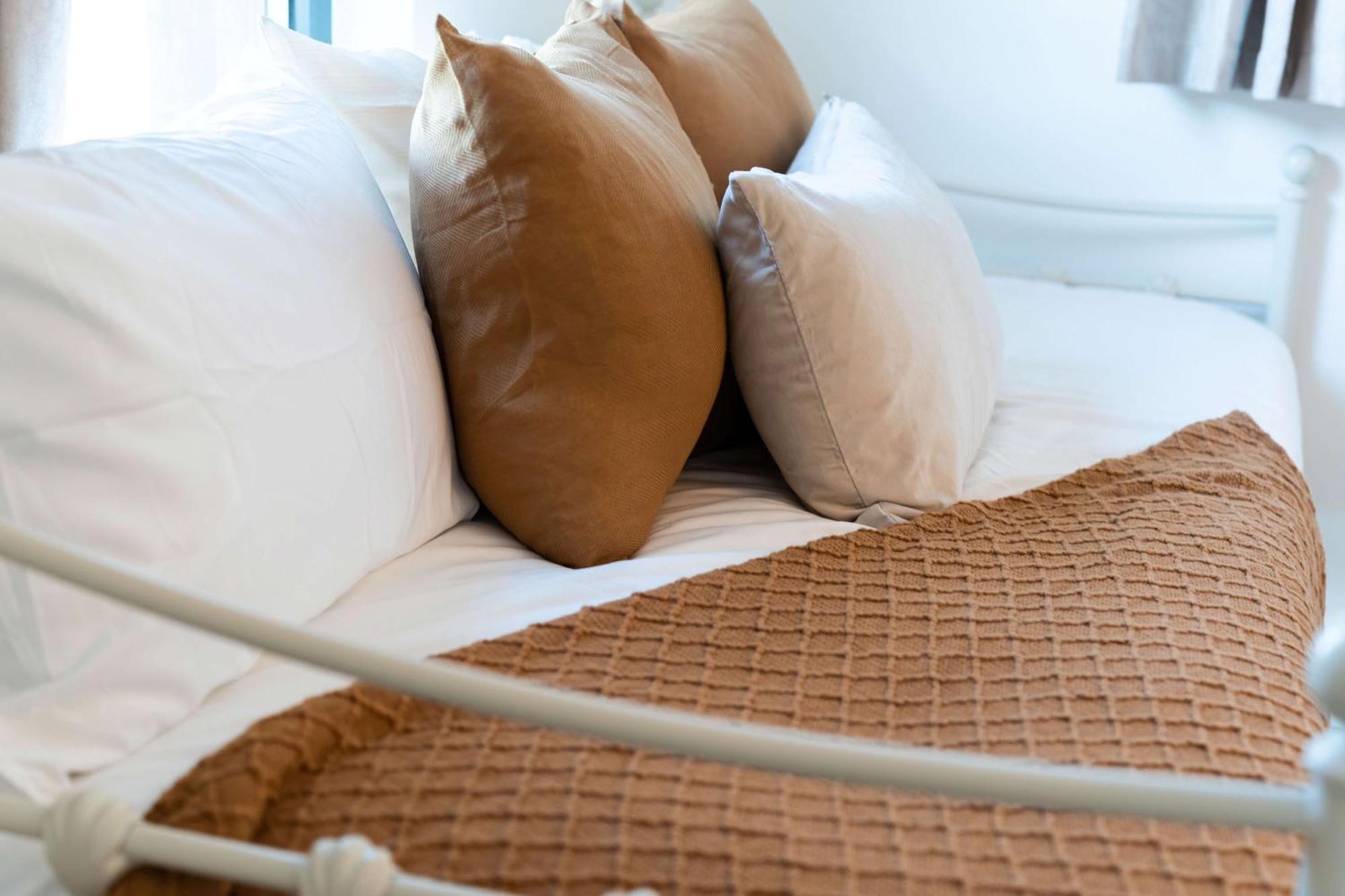 Modern Apartments With Free Parking Near Heathrow 콘부룩 외부 사진